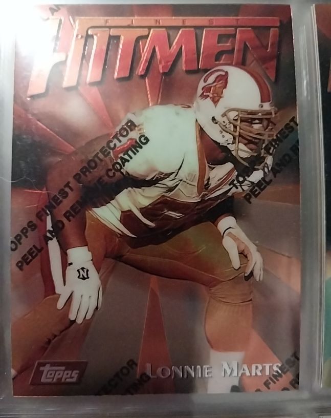 1997 Topps Finest #23 Lonnie Marts — front