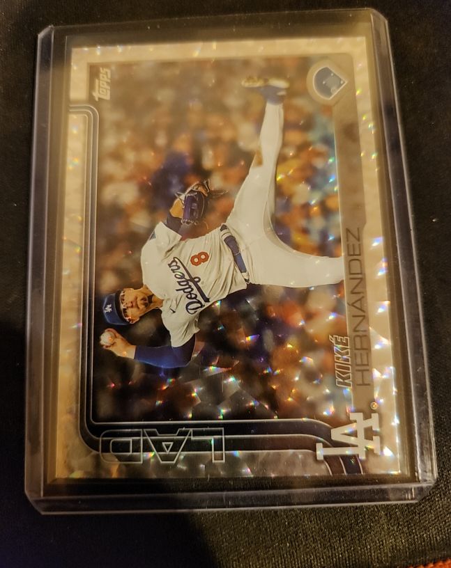 2025 Topps Series 2 #616 Kike Hernandez — front