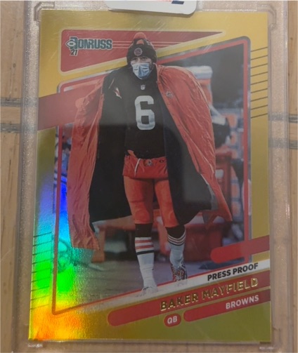 2021 Donruss #195 Baker Mayfield Press Proof Standing Jacket Variation — front