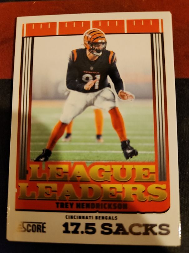 2025 Panini Score League Leaders #4 Trey Hendrickson — front