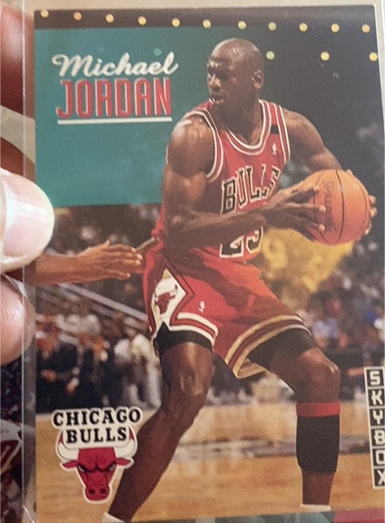 1992-93 SkyBox #31 Michael Jordan — front