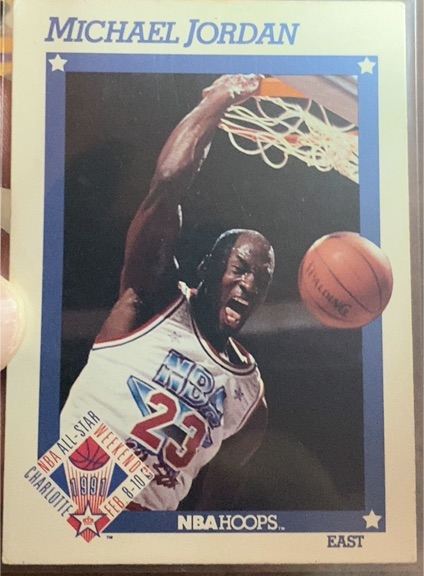 1991-92 NBA Hoops #253 Michael Jordan — front