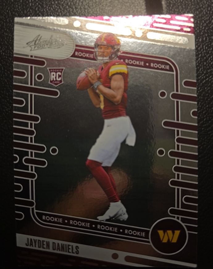 2024 Panini Absolute #102 Jayden Daniels Rookie Card — front