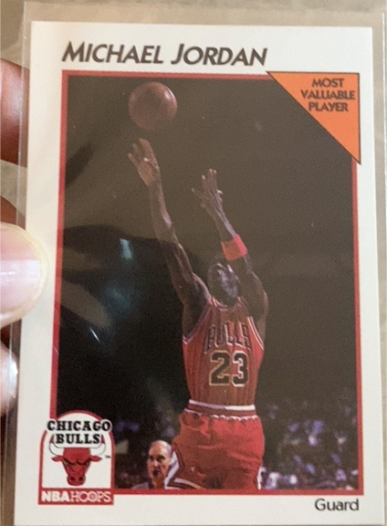 1991 NBA Hoops #5 Michael Jordan — front