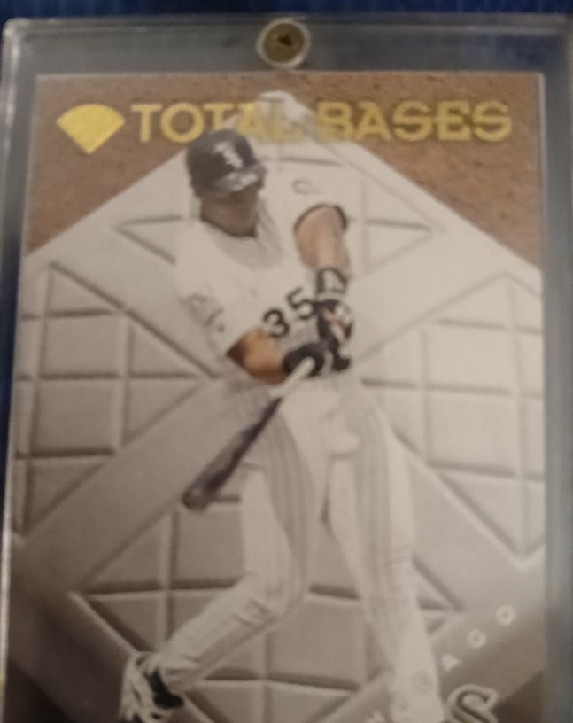 1996 Donruss Leaf Total Bases #1 Frank Thomas — front