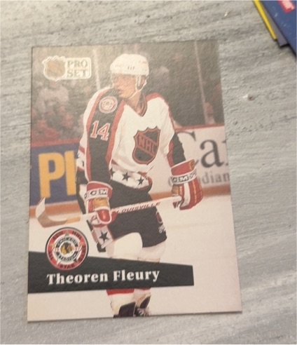 1991-92 Pro Set #274 Theoren Fleury — front