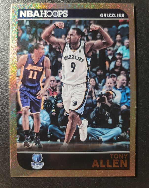 2014-15 Panini NBA Hoops #9 Tony Allen — front
