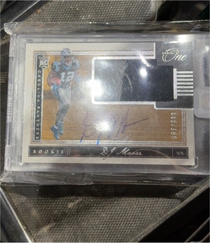 2018 Panini One #7 D.J. Moore Rookie Patch Auto — front