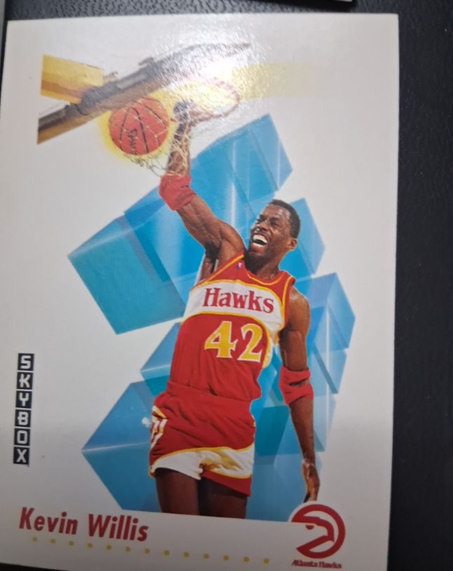 1991-92 SkyBox #11 Kevin Willis — front
