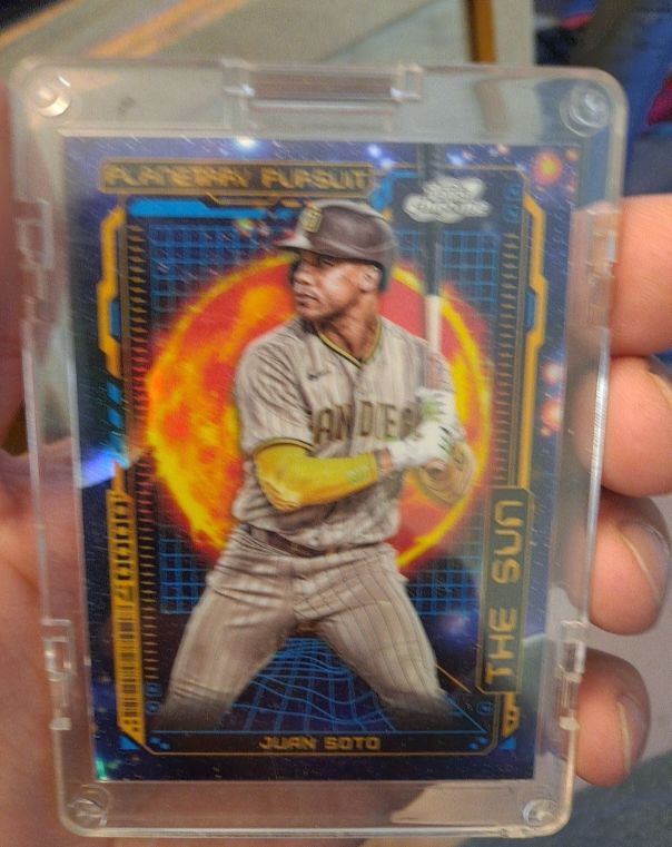 2023 Topps Cosmic Chrome Planetary Pursuit The Sun #PPS-10 Juan Soto — front