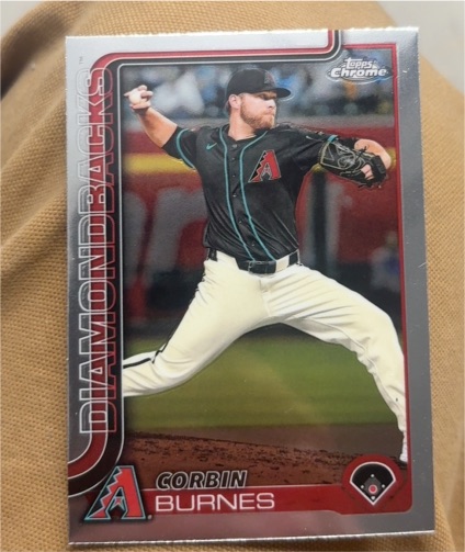2025 Topps Chrome #17 Corbin Burnes — front