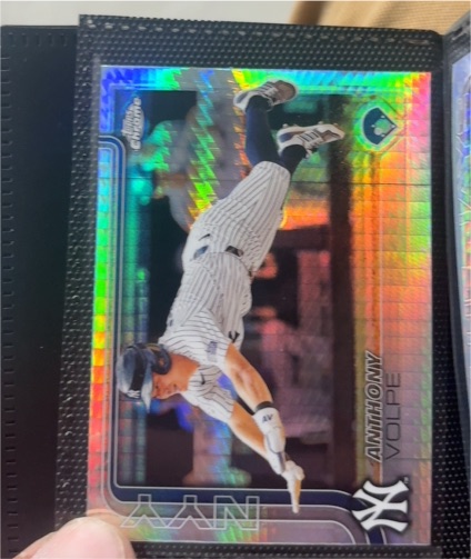 2025 Topps Chrome #162 Anthony Volpe — front