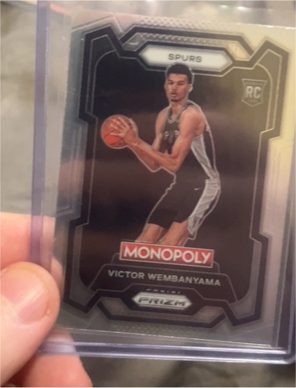2023-24 Panini Prizm Monopoly #81 Victor Wembanyama Rookie Card — front