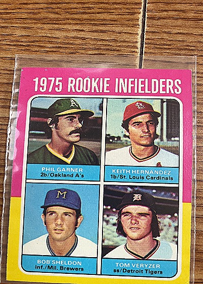 1975 Topps #623 Rookie Infielders Keith Hernandez — front