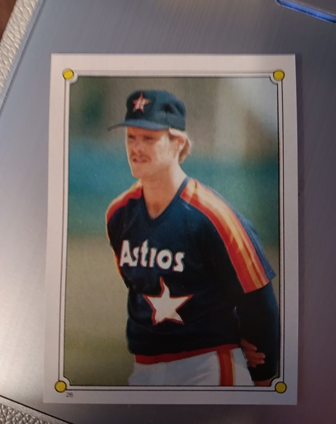 1987 Topps Stickers #26 Glenn Davis — front