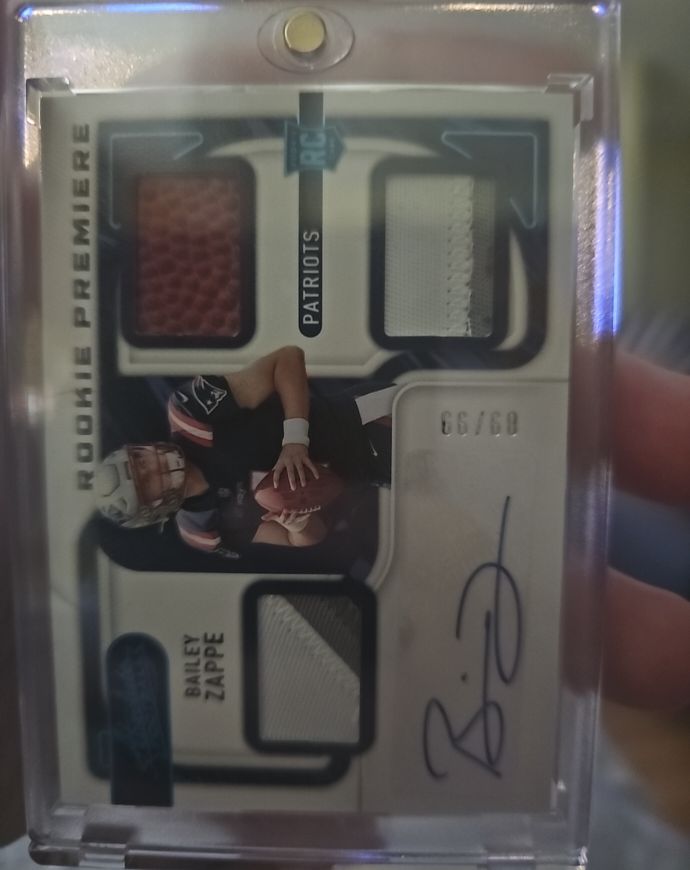 2022 Panini Absolute Rookie Premiere #RC Bailey Zappe — front