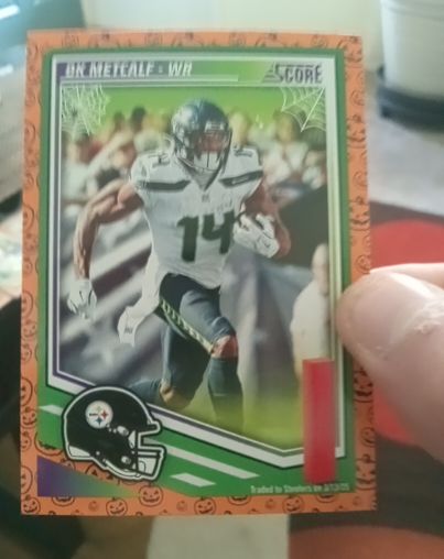 2025 Score A Treat Halloween #264 DK Metcalf — front