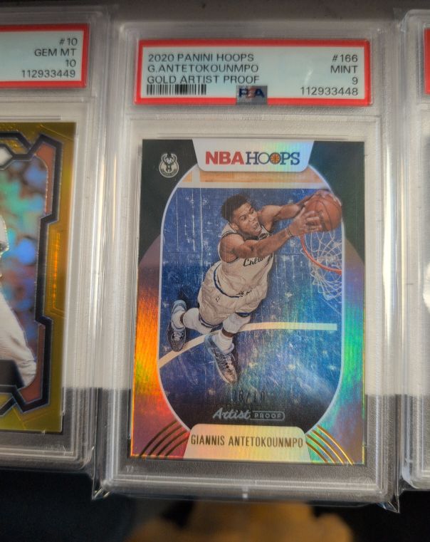 2020 Panini Hoops #166 Giannis Antetokounmpo — front