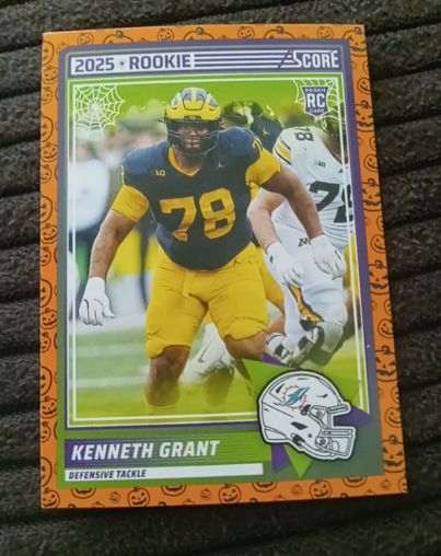 2025 Panini Score A Treat #33 Kenneth Grant — front
