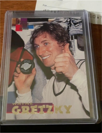 1994 Topps Stadium Club #99 Wayne Gretzky — front