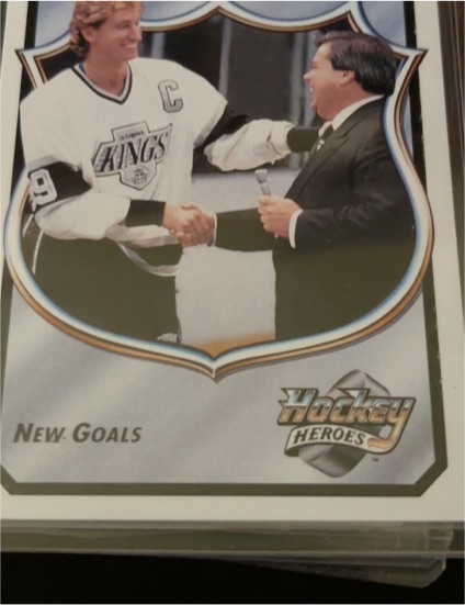 1992-93 Upper Deck Hockey Heroes #17 Wayne Gretzky New Goals — front