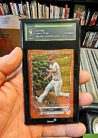2022 Topps Series 1 #27 Mike Trout Orange Foilboard — front