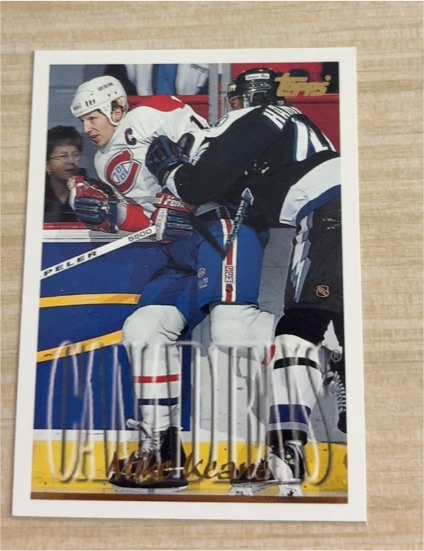 1995-96 Topps #281 Mike Keane — front