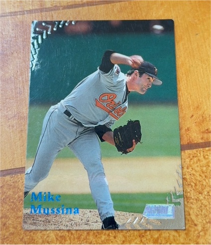 1998 Topps Stadium Club #108 Mike Mussina — front