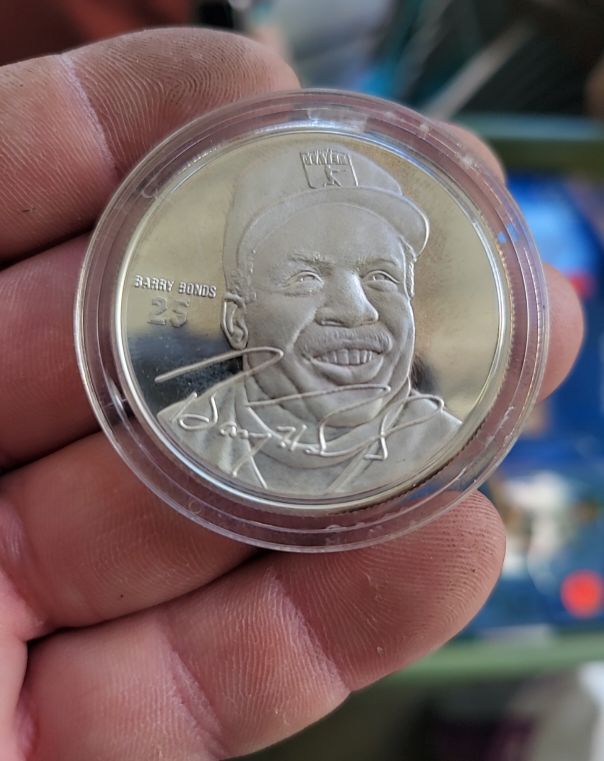 2003 Highland Mint Barry Bonds Silver Round — front