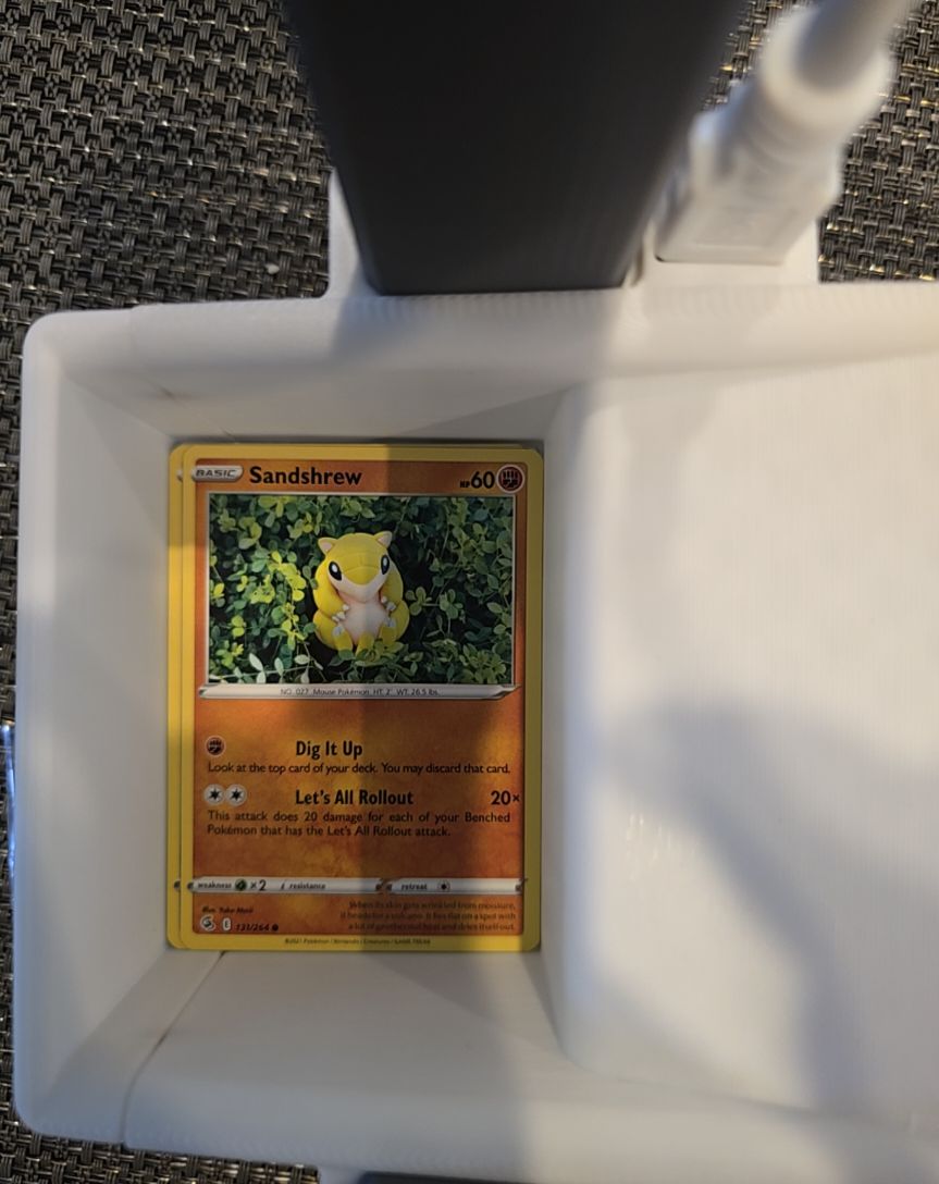 2022 Pokémon Fusion Strike #131 Sandshrew — front