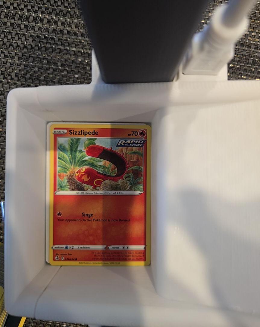 2021 Pokémon Fusion Strike #047 Sizzlipede — front