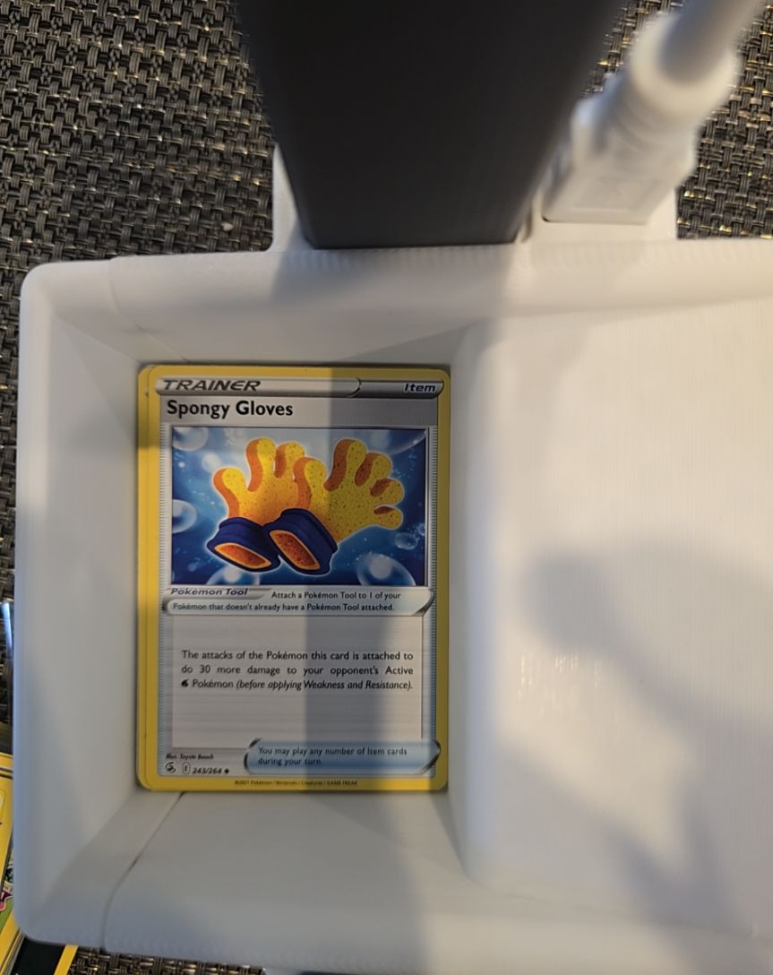 2021 Pokémon Fusion Strike #243 Spongy Gloves — front