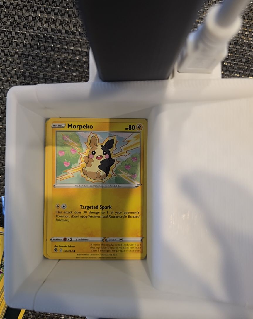 2021 Pokémon Fusion Strike #109 Morpeko — front