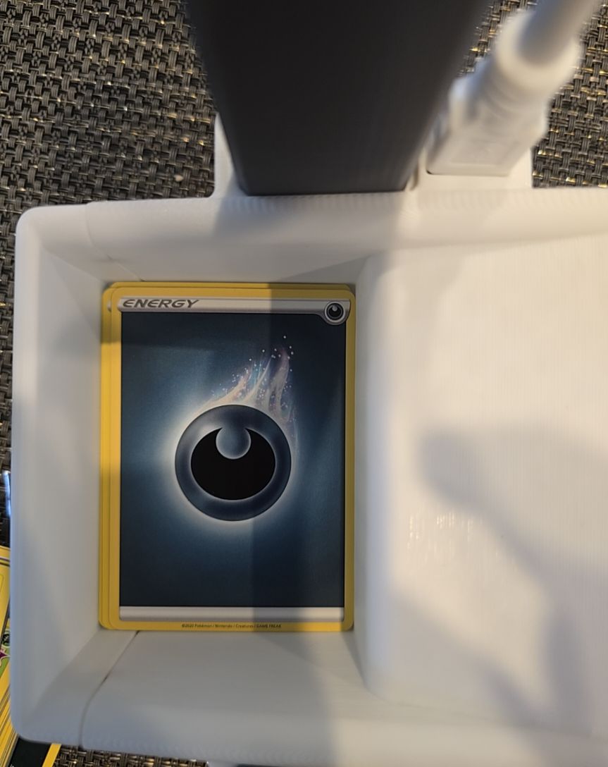 2020 Pokémon Darkness Energy SWSH01 — front