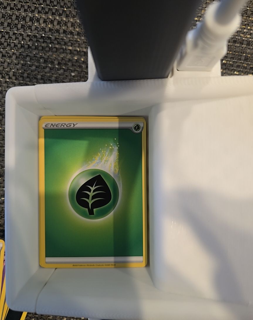 2020 Pokémon Leaf Energy — front