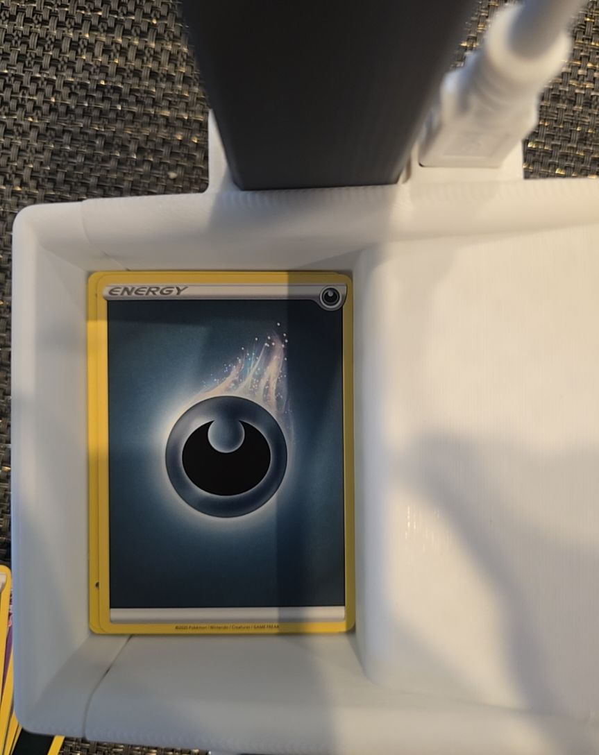 2020 Pokémon Darkness Energy — front