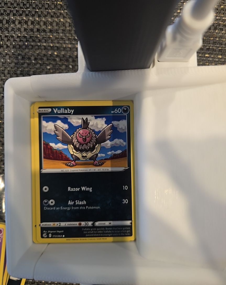 2021 Pokémon Fusion Strike #172 Vullaby — front