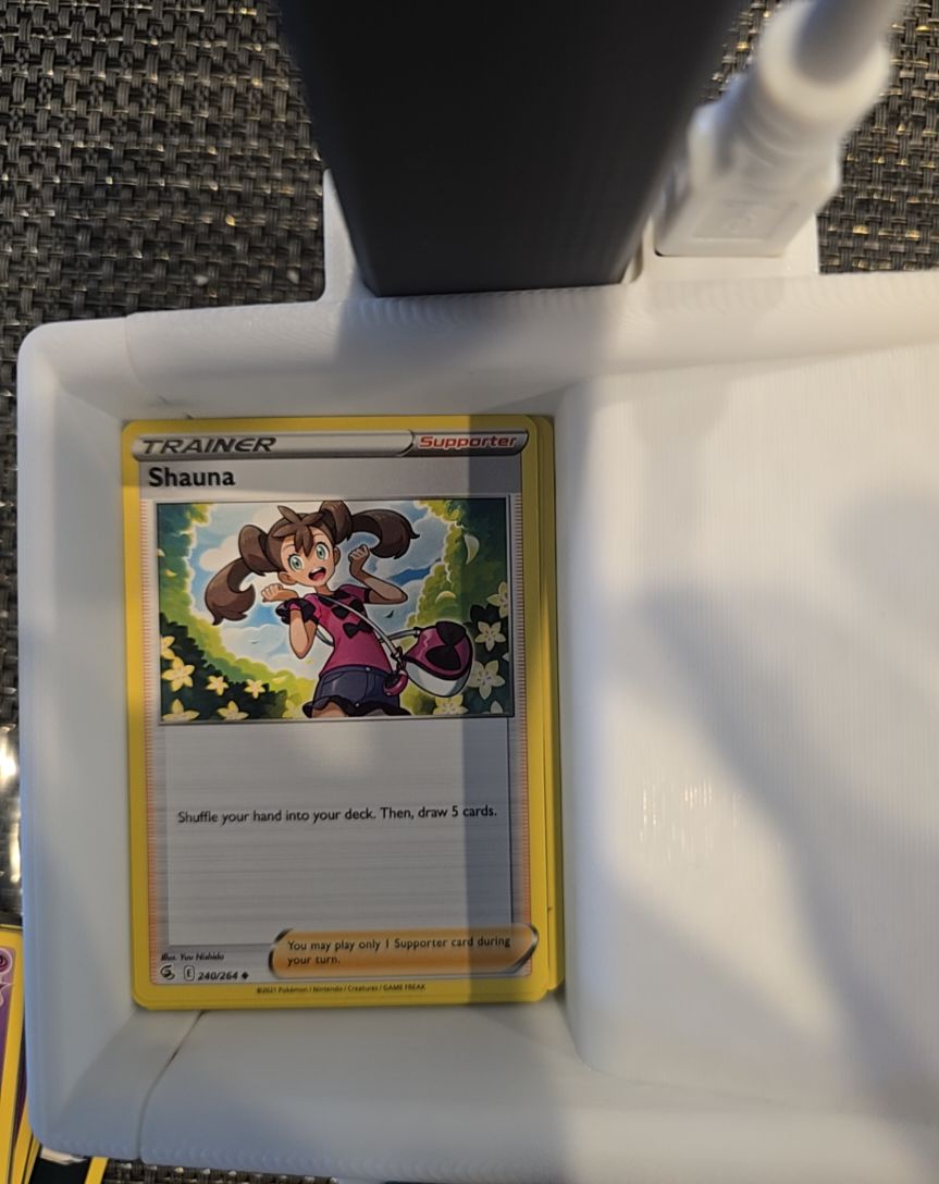 2021 Pokémon Fusion Strike #240 Shauna — front
