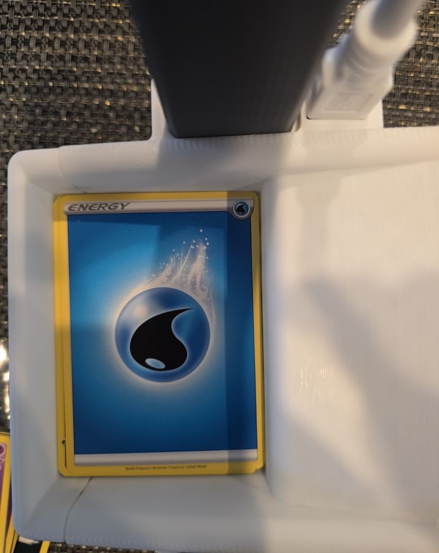 2020 Pokémon TCG Water Energy — front