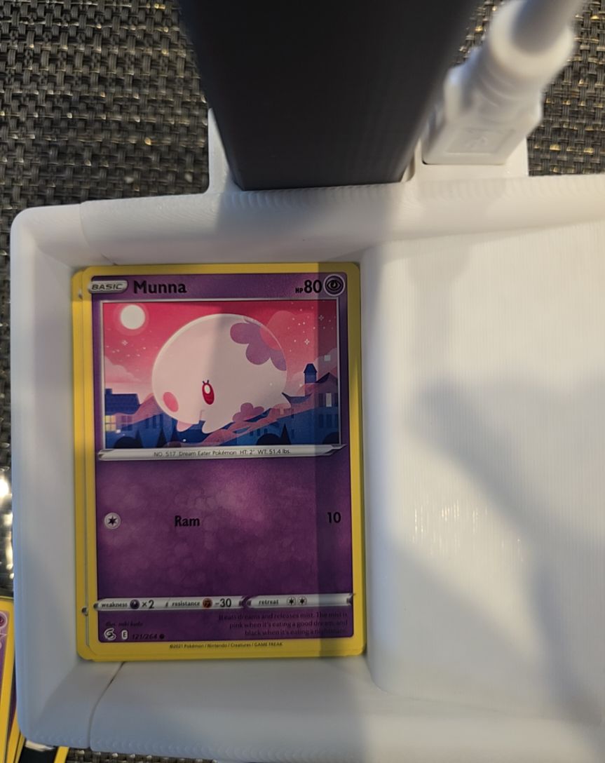 2021 Pokémon Fusion Strike #121 Munna — front