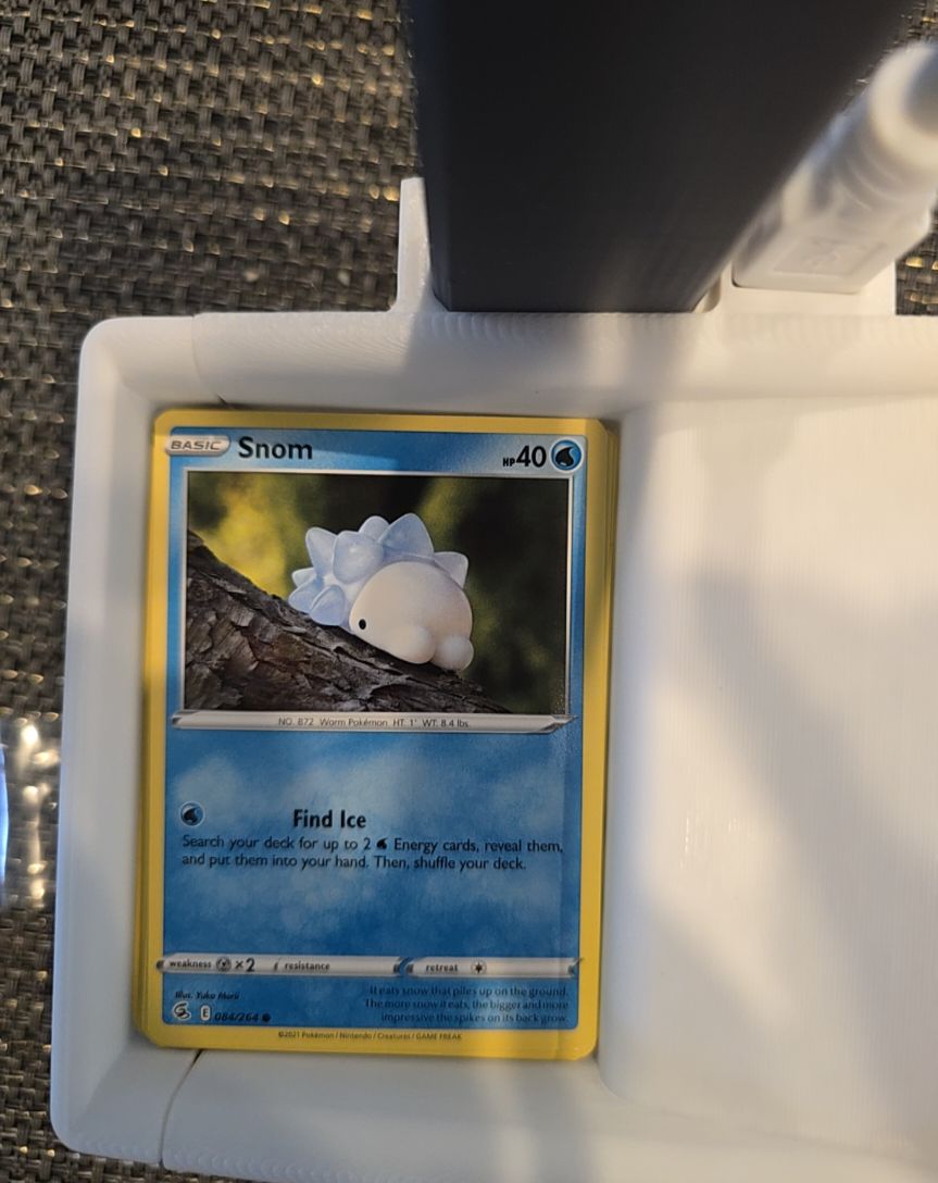 2021 Pokémon Fusion Strike #084 Snom — front