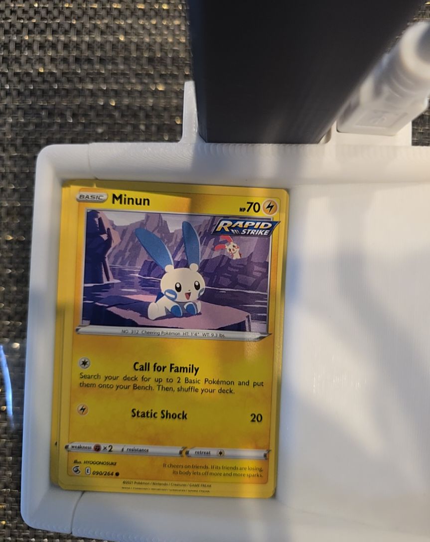 2021 Pokémon Fusion Strike #090 Minun — front