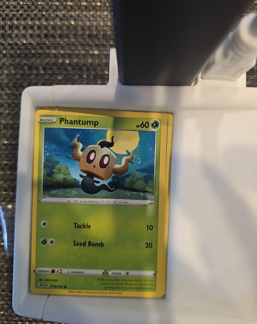 2021 Pokémon Fusion Strike #016 Phantump — front