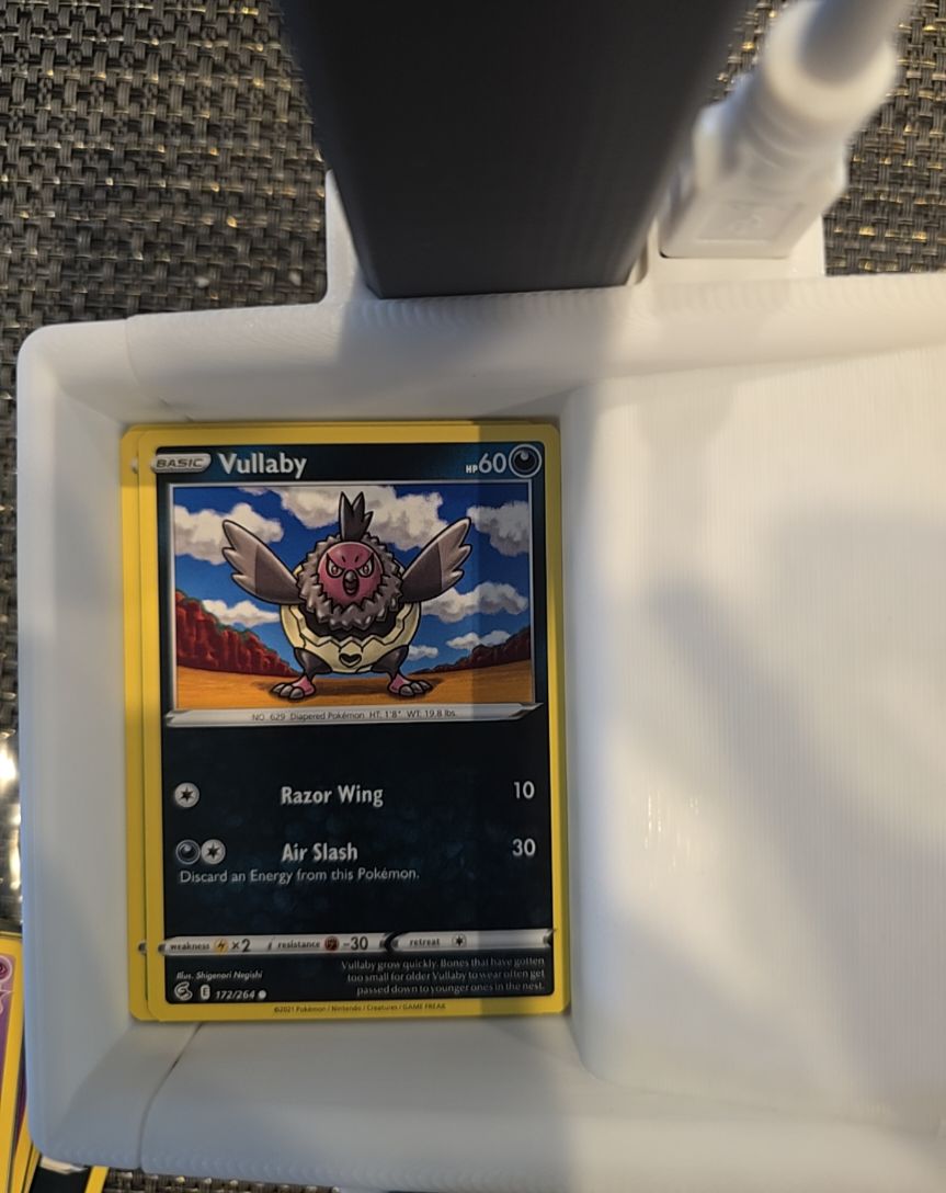2021 Pokémon Fusion Strike #172 Vullaby — front