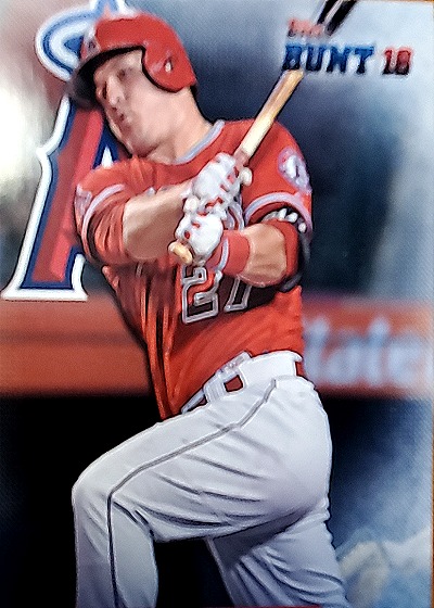 2016 Topps Bunt #1 Mike Trout — front