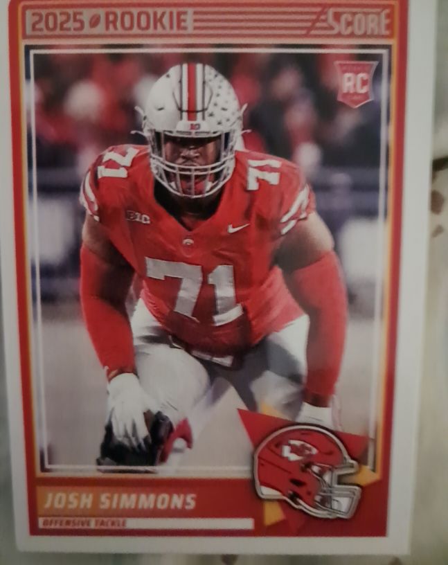 2025 Panini Score #32 Josh Simmons — front