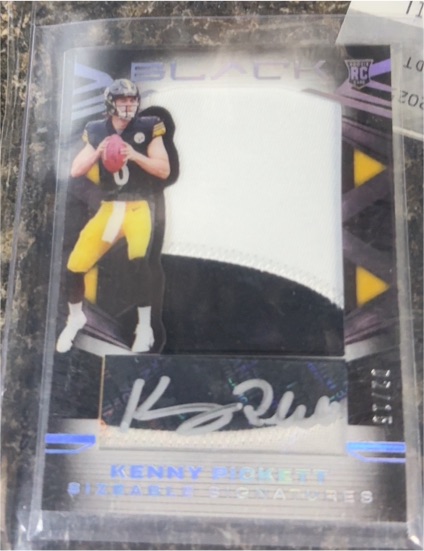 2022 Panini Black Sizeable Signatures Kenny Pickett Rookie Patch Auto — front