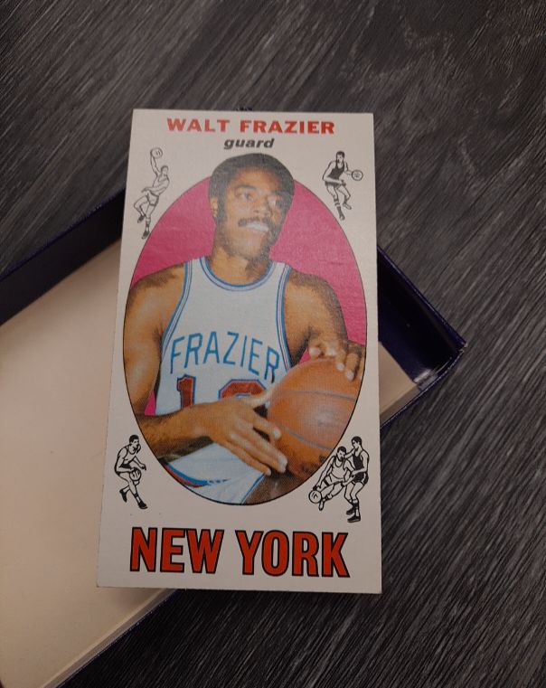 1969 Topps #98 Walt Frazier — front