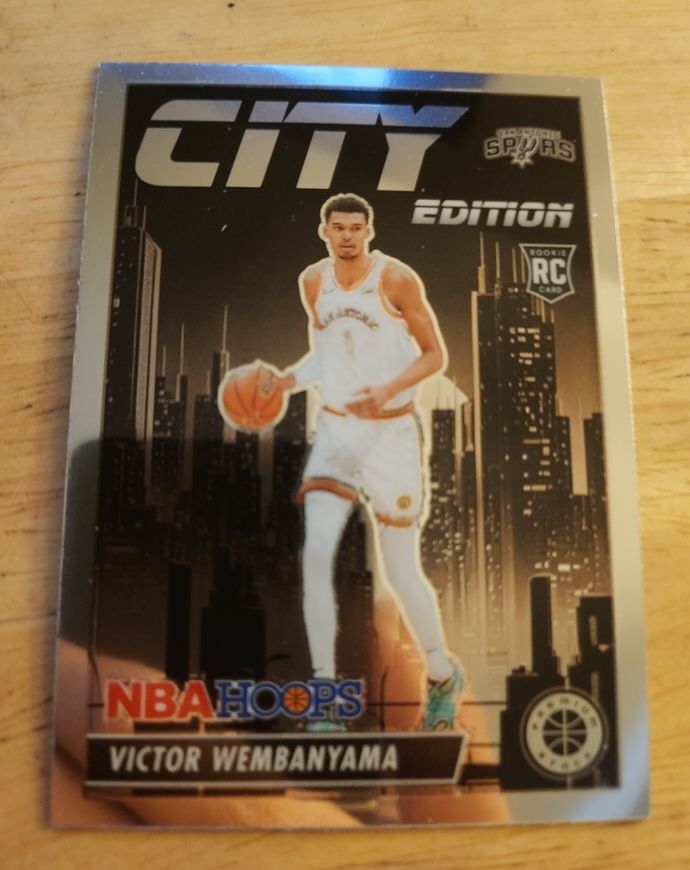 2023-24 Panini NBA Hoops Premium Stock #25 Victor Wembanyama City Edition Rookie — front