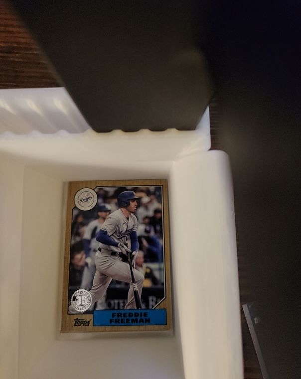 2022 Topps Update #T87-25 Freddie Freeman — front